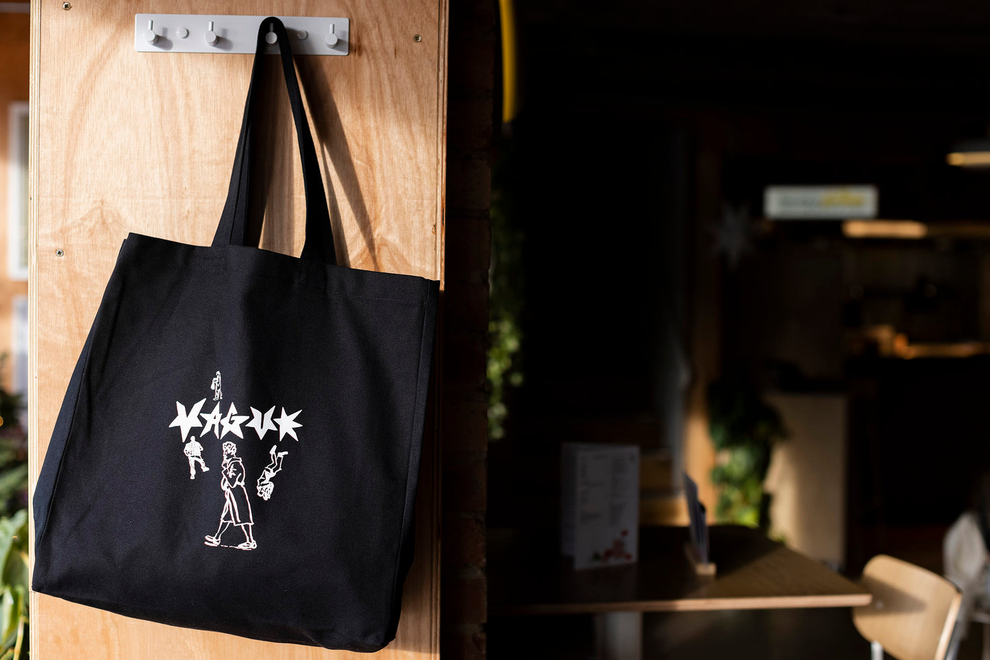 Vague - Ollie MacDonald Oulds - Black Tote Bag