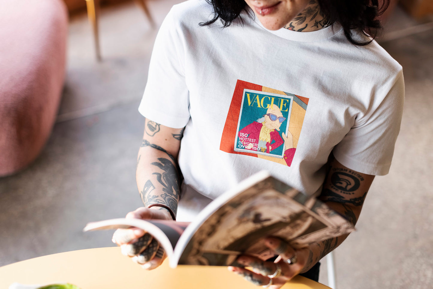 Vague - Professor Farnsworth - White T-Shirt